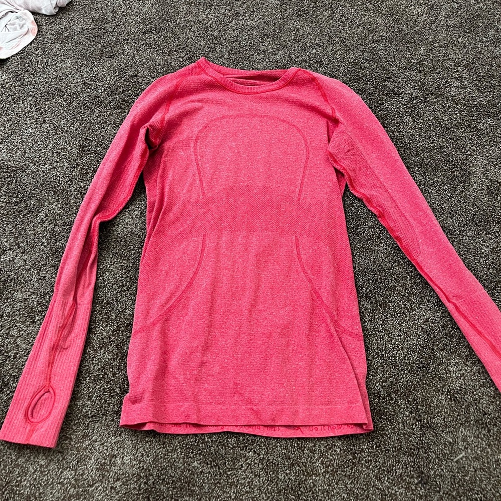 Lululemon Swiftly Tech Long Sleeve